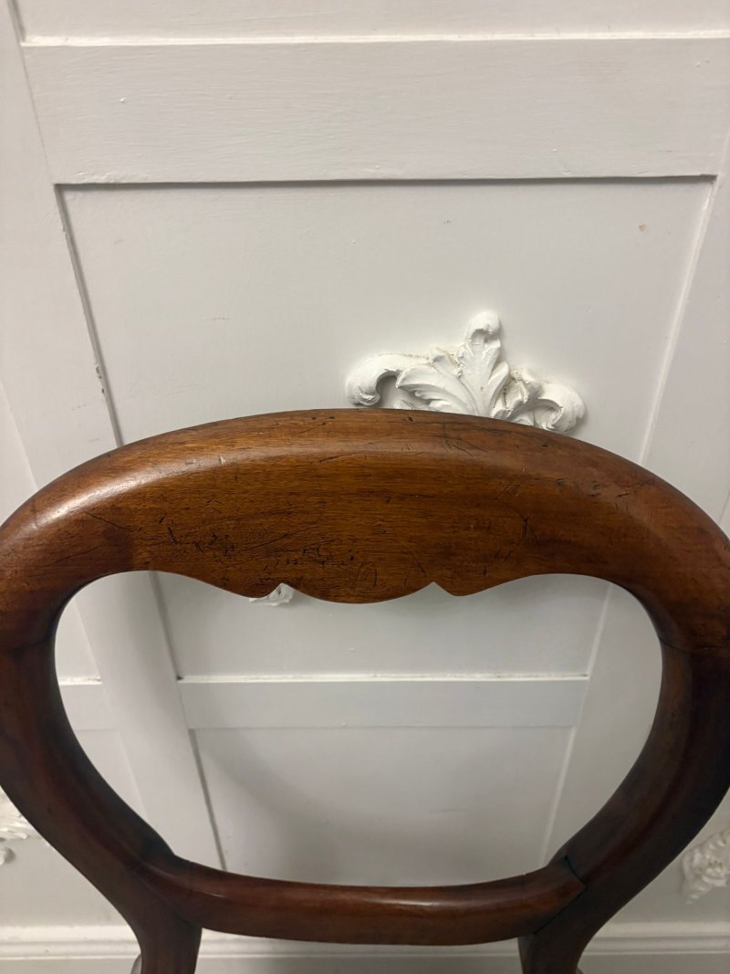 Antique Victorian Set of Four Quality Mahogany Balloon-Back Dining Chairs